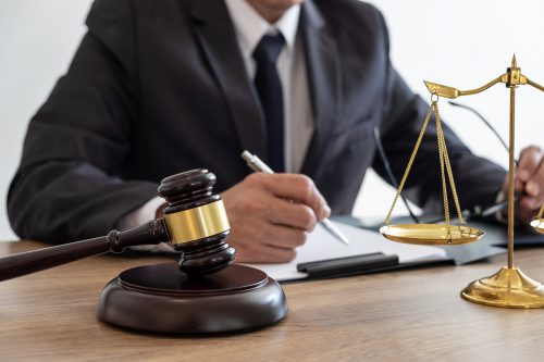 نقش وکیل تخصصی دعاوی شهرداری در حل اختلافات ملکی و شهری